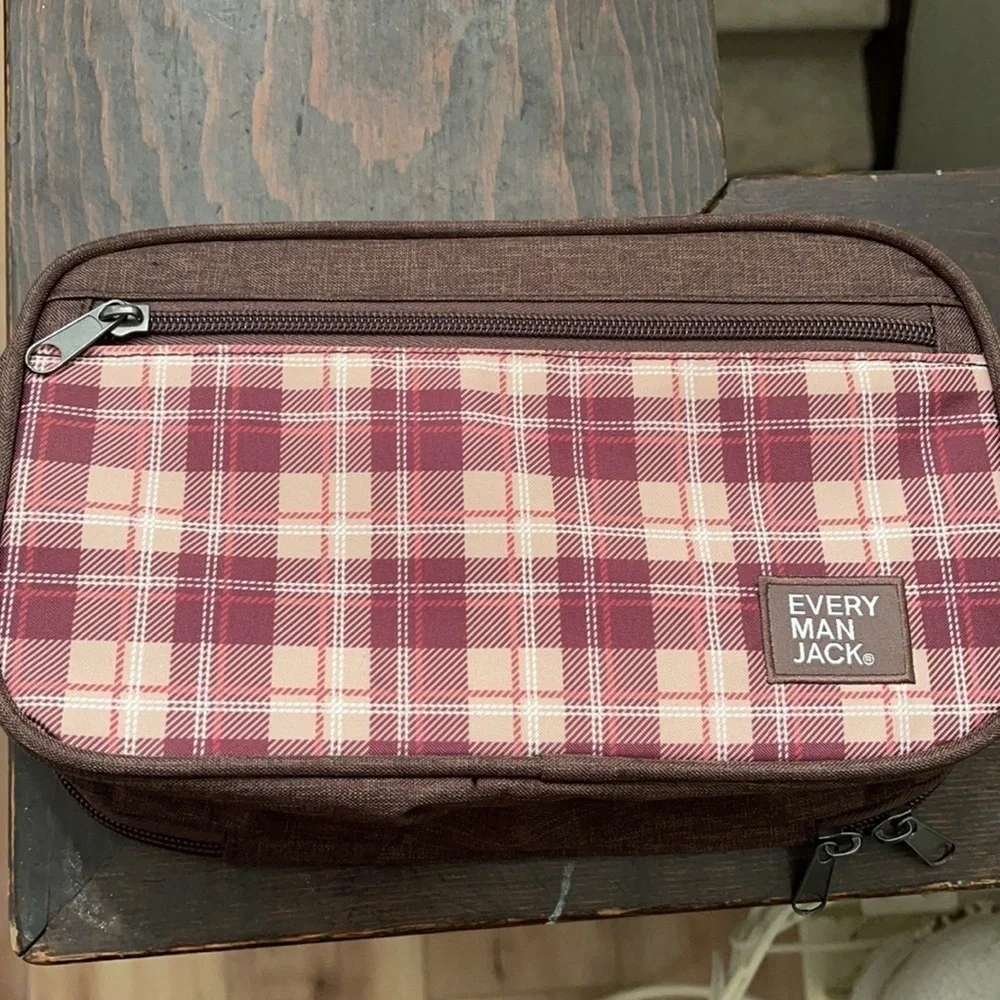 EUC Every Man Jack toiletry plaid bag​​​​​​​​​​​​​​​